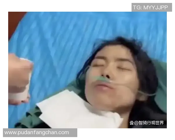 坚持36天!荒野求生仅有女选手退赛,生理期疼得满地打滚,紧迫送医