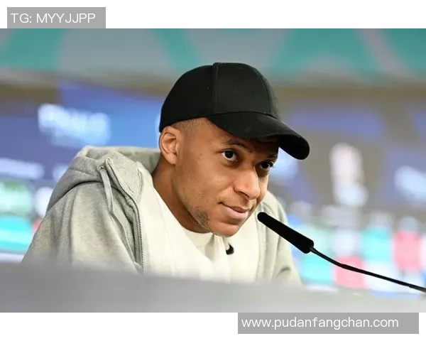 姆巴佩2025年四大奖项全失，世界足球先生无缘，巴黎夺冠令形势回转