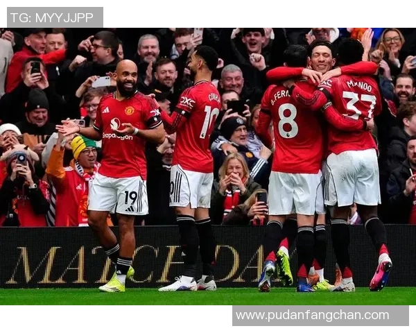 曼联官宣新卢克·肖续租训练，恐成另一A费！姆贝莫无缘世界杯红魔获益